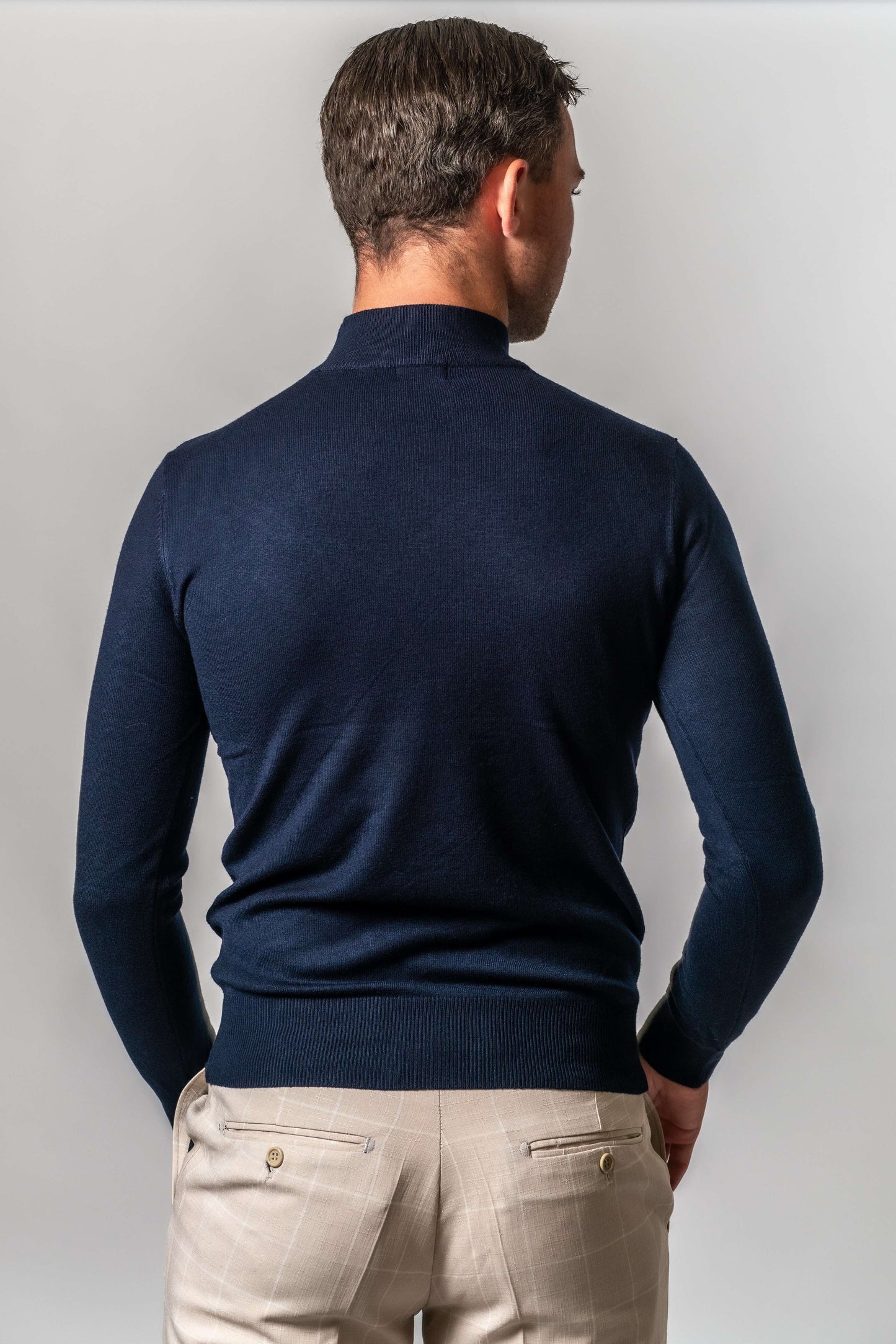 Stand-up collar sweater dark blue